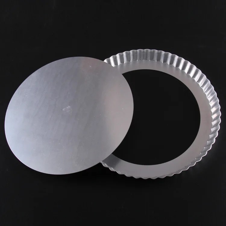 Chrysanthemum Pizza Mold Aluminum With Removable Bottom