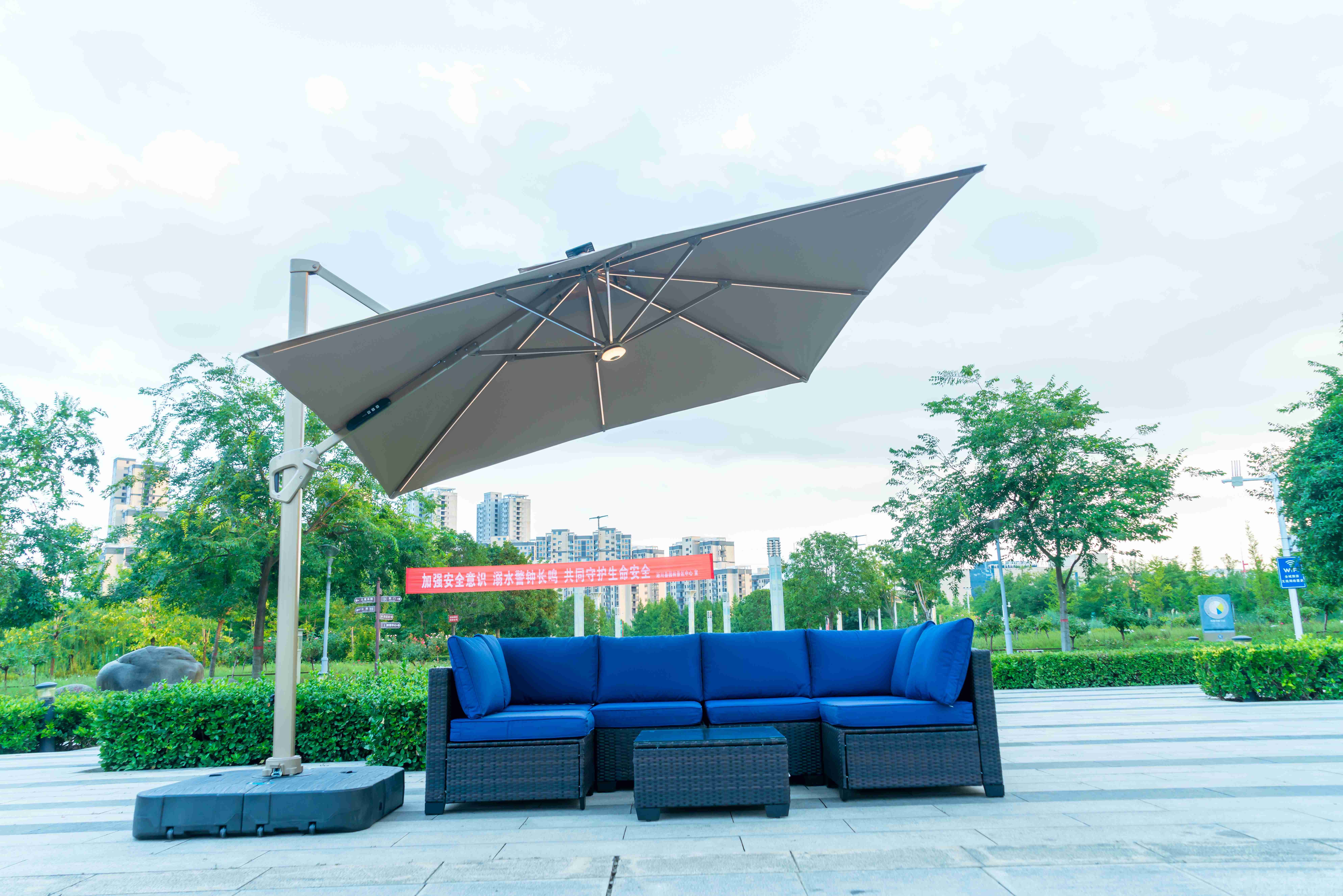 Garden Sofa Set Outdoor Furniture Steel Modern Sofa Dining Residential Multifunctional Plastic Rattan Patio Luxury