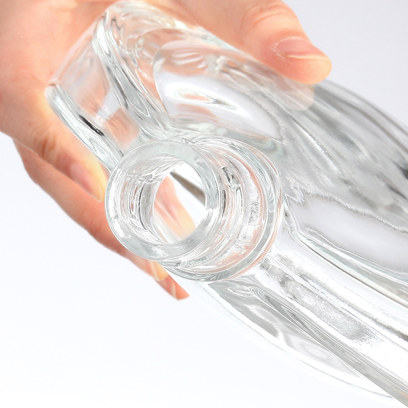 Carved Glass XO Bottles 500ml Glass Bottle Vodka Brandy Whiskey Decanter with Stopper