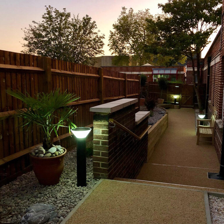 800mm PIR Solar Path Light with 50,000 Hours Life and IP65 Waterproof Solar