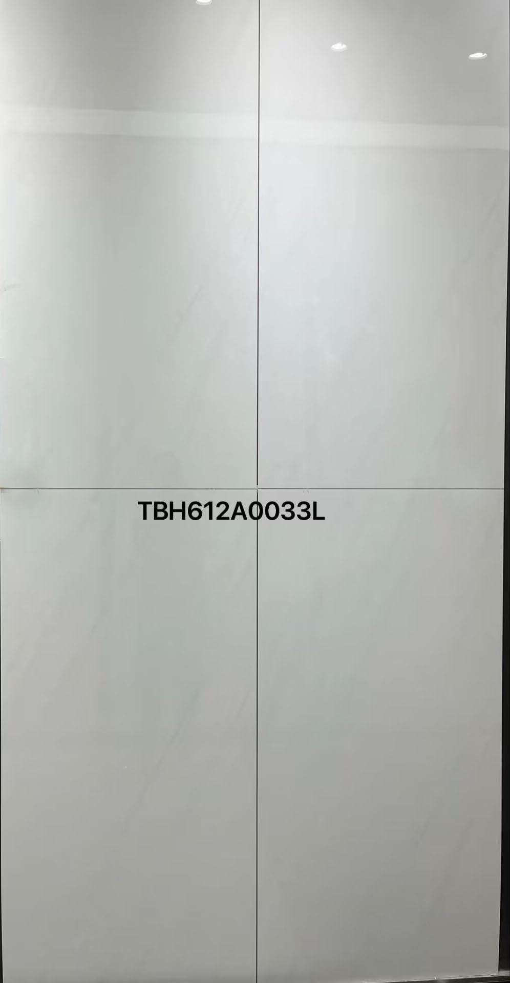 Wear Resistance Polished Glazed Carrara Ceramic Tiles Glossy Beige For Bathroom
