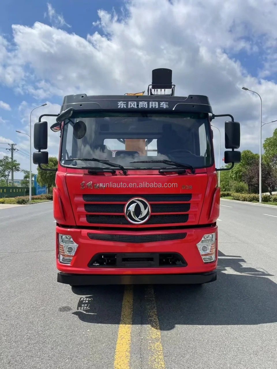Factory DFAC DongFeng 6*4 Hydraulic Telescopic Boom Truck Mounted 10 Ton Crane