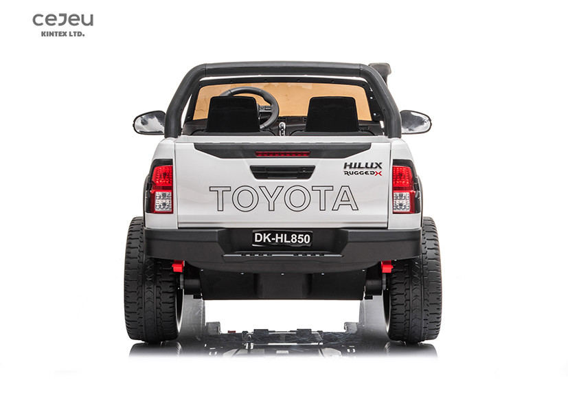 140x92x74cm Toyota Hilux 2019 Licensed Kids Car With Two Seat