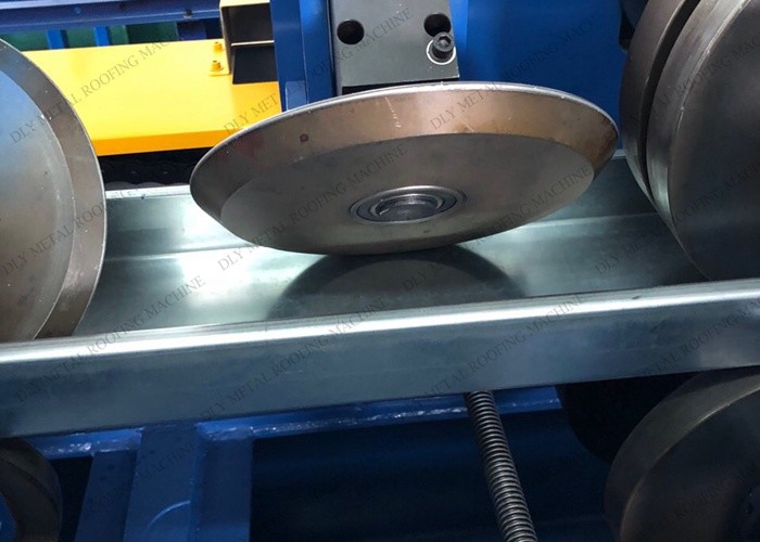 50HZ Automatic Purlin Roll Forming Machine 380V C And Z Purlin Machine PLC