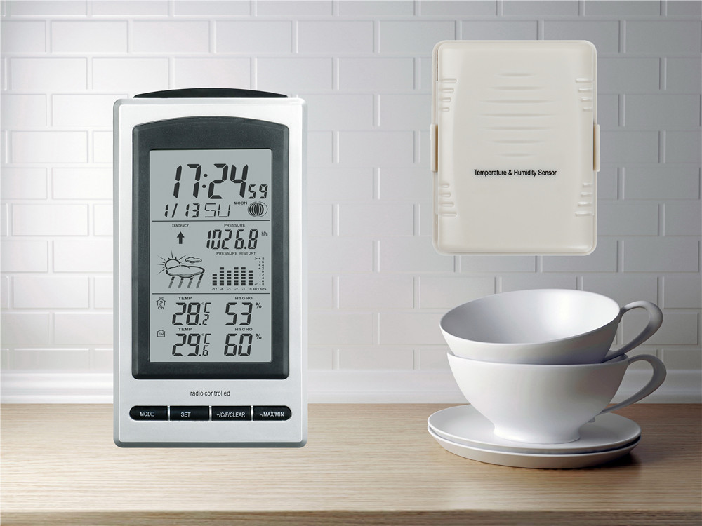 Wireless Weather Station With Temperature Barometric Humidity Alarm Clock And Forecast