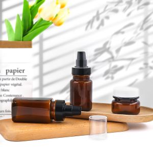  Light-blocking Food-grade Plastic Spray Bottle with Fine Mist Sprayer for Cosmetics and Medicines Manufactures