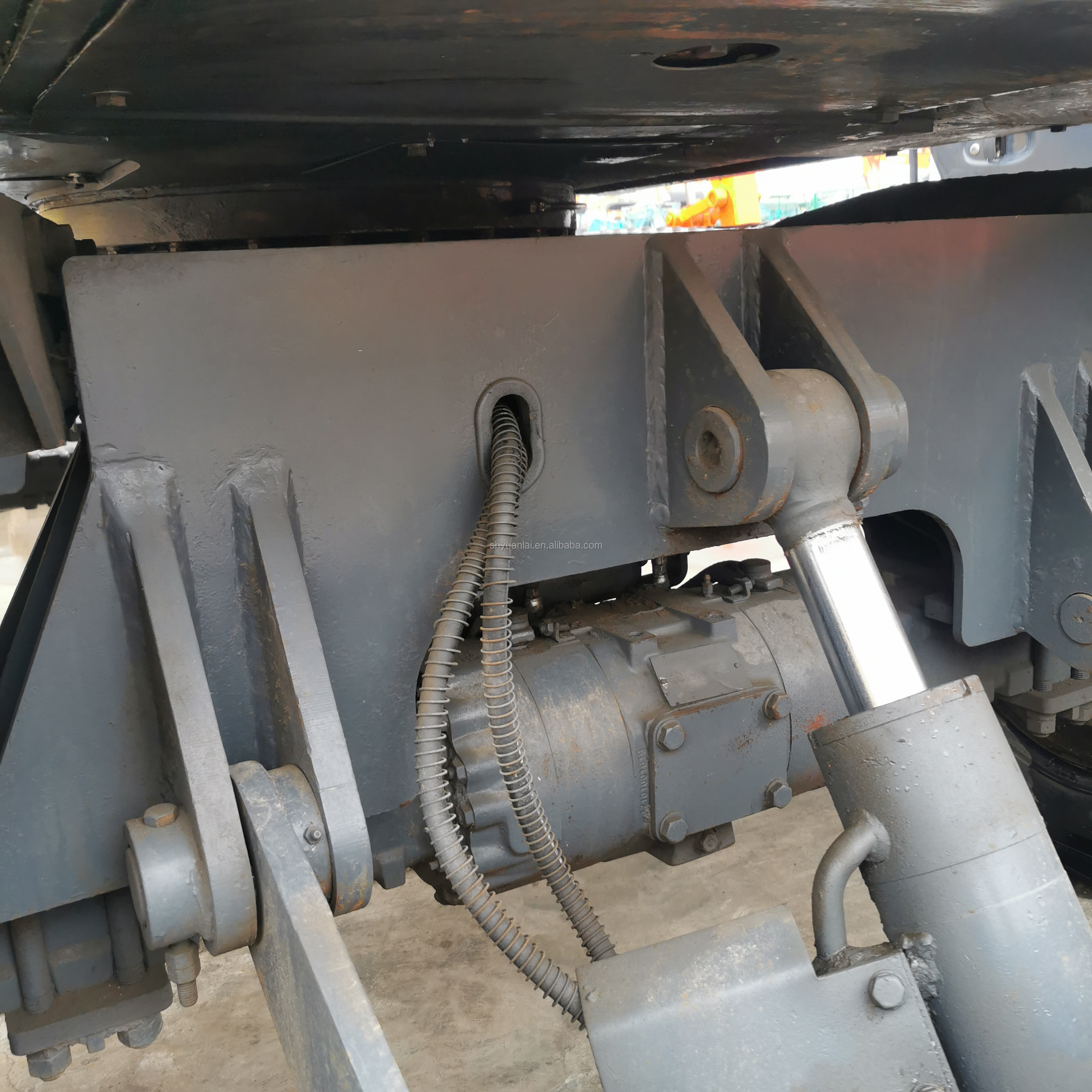 DOOSAN DX60W Excavator Affordable and Suitable for Crushing Used Hand Excavators