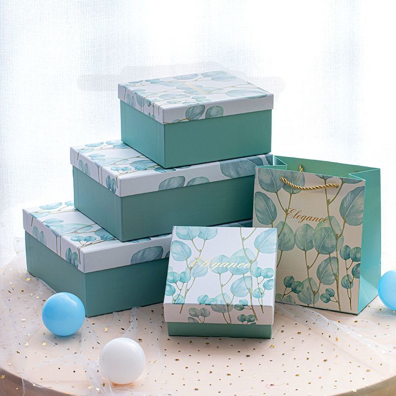Various Patterns Modern Stylish Wholesale Custom Logo Printing Christmas Gift Rigid Cardboard Paper Packaging Carton Box
