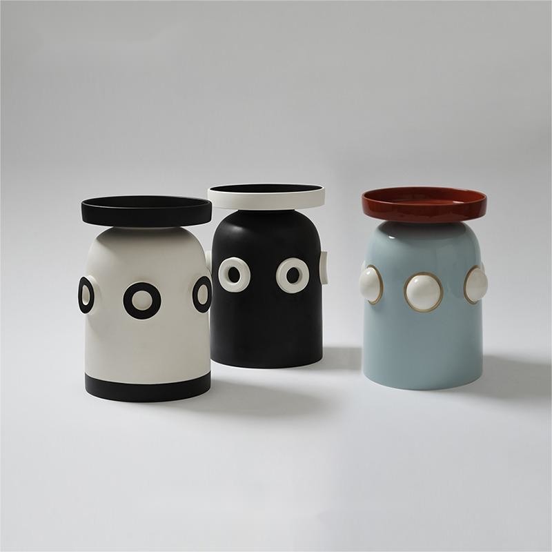 Modern Creative Fiberglass Hotel Side Table High Value Home Coffee Sofa Table Matte Surface