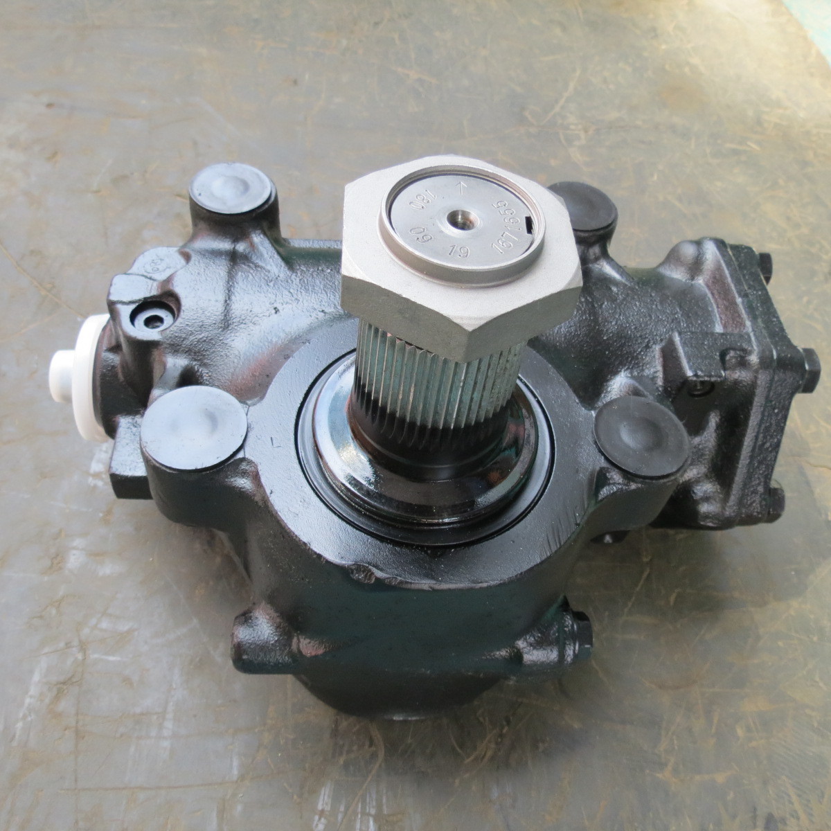 Best price Steering engine complement 8098957111