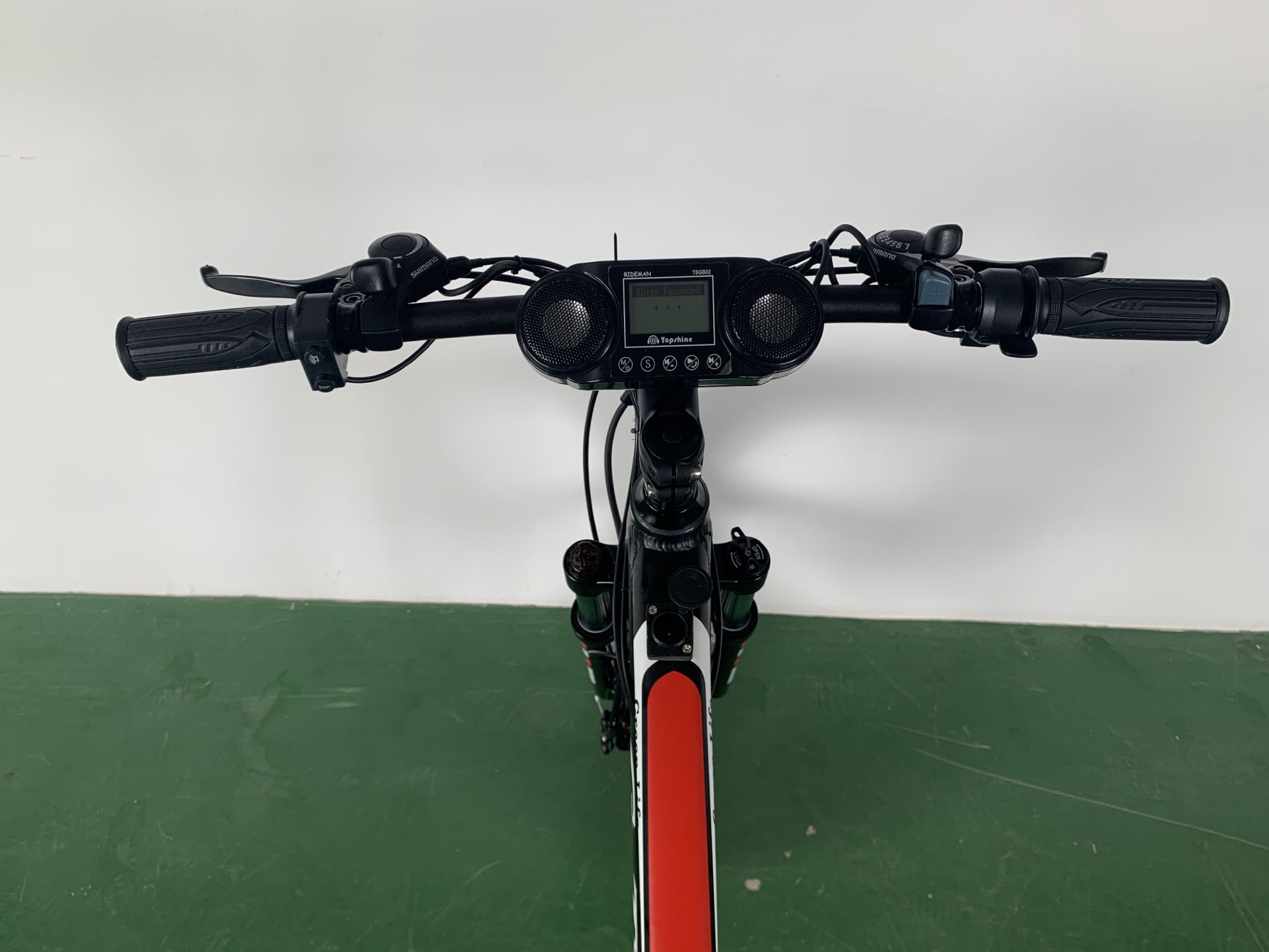 48V Lithium Battery Powered Mountain Bike Electric Dirt Bike 20 Mph