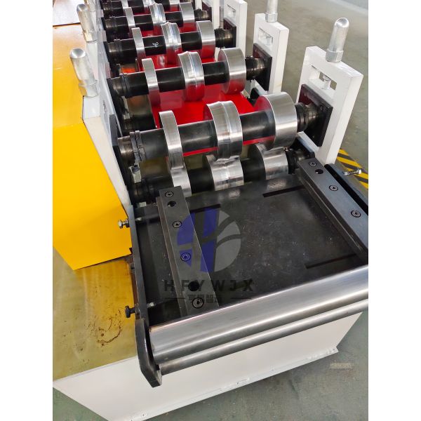 15-20m/Min Speed Automatic Metal Cladding Roll Forming Machine 30 Rows Forming Stations
