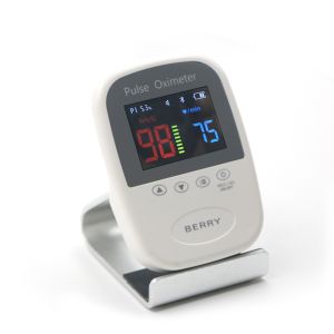 6.3x3.3x1.3 Inches Handheld Digital Pulse Oximeter With SpO2 Range 35 - 100%
