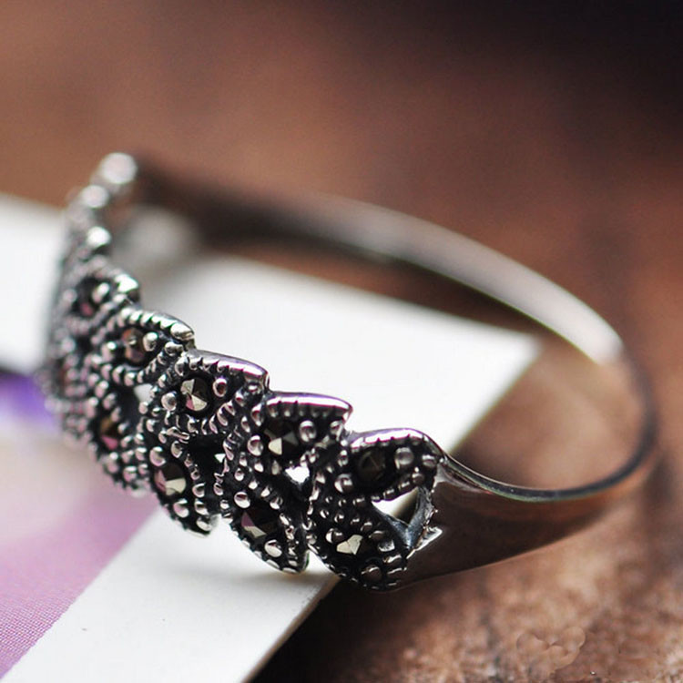 925 Vintage Sterling Silver Band Ring with Marcasite (022236C)