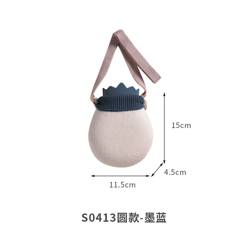 BPA Free Durable silicone hot water bag Random Colors For Hot Compress And Heat Therapy