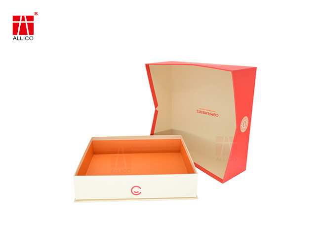 Red Packaging Cardboard Kraft Paper Magnetic Closure Square Gift Packaging Boxes