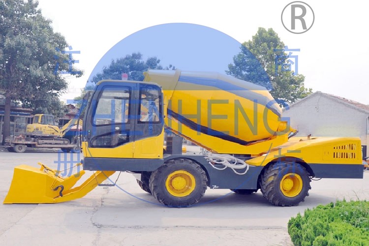 Limited Site Self Concrete Mixer Machine , Mobile Ready Mix Concrete Truck