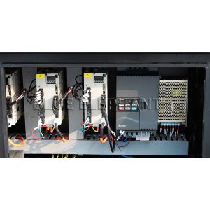 2018 High Quality 4 Axis 3d Cnc Wood Carving Machine Used for Indonesian Statues