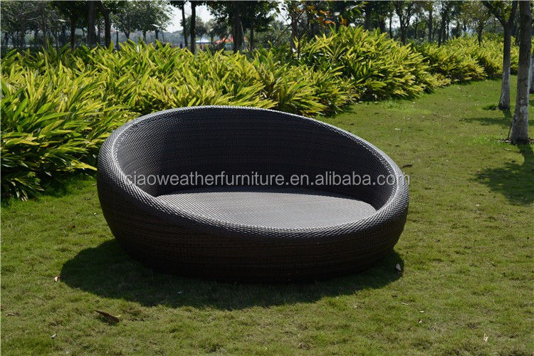Sun Lounger Rattan Wicker Beach Chaise Chair Sunbed Outdoor Furniture Aluminum Frame for Outdoor Relaxation