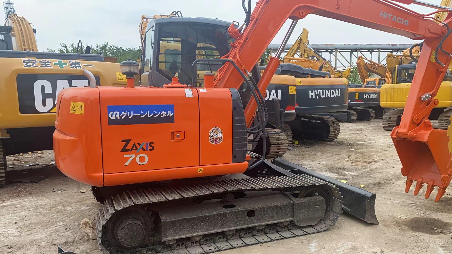 Used Excavator hitachi ZX70 mini excavator ZX70 ZX75 second hand excavator in japan