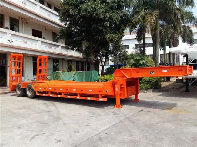 2 axles low bed semi trailer 30 ton low loader with mechanical ladder