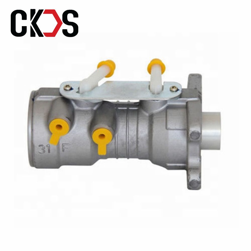 Clutch Truck Parts Isuzu Transmission System Parts Clutch Master Cylinder 8-97224-371-0