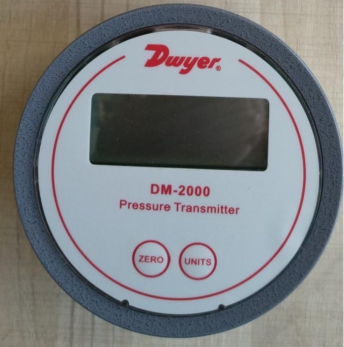New And Original Dwyer Series DM-2000 Differential Pressure Transmitter IN STOCK