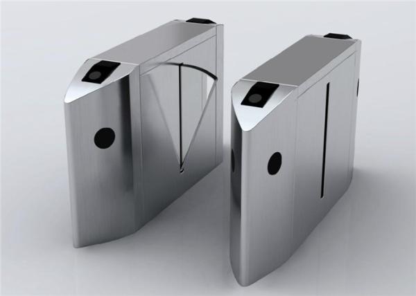 IP44 1.5mm Thickness Stainless Steel Flap Barriers Auto Reset 110V Waist High