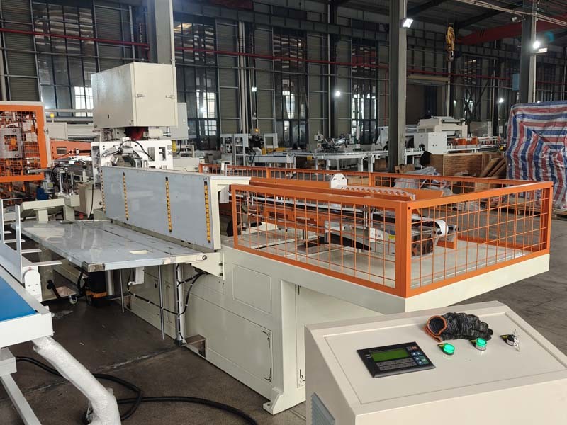 Good Price 400mm Diameter Maxi Roll Kitchen Towel Tissue Paper Cutting Machine New Fully Automatic