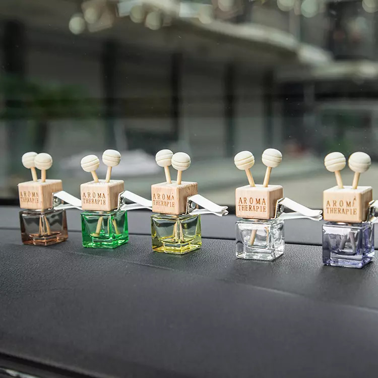 Empty Diamond Car Reed Diffuser Pendant 8ml Air Freshener Bottle And Wooden Lid