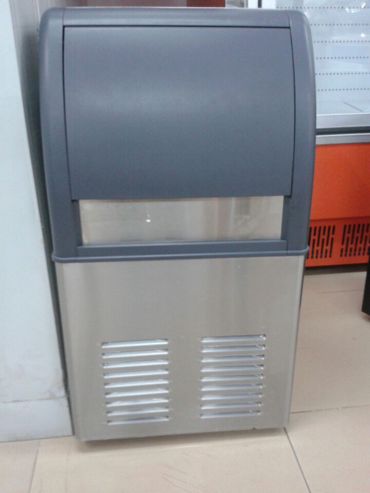 50kg / 12kg / 150kg Ice Cube Making Machine With R134A / R404A Refrigerant
