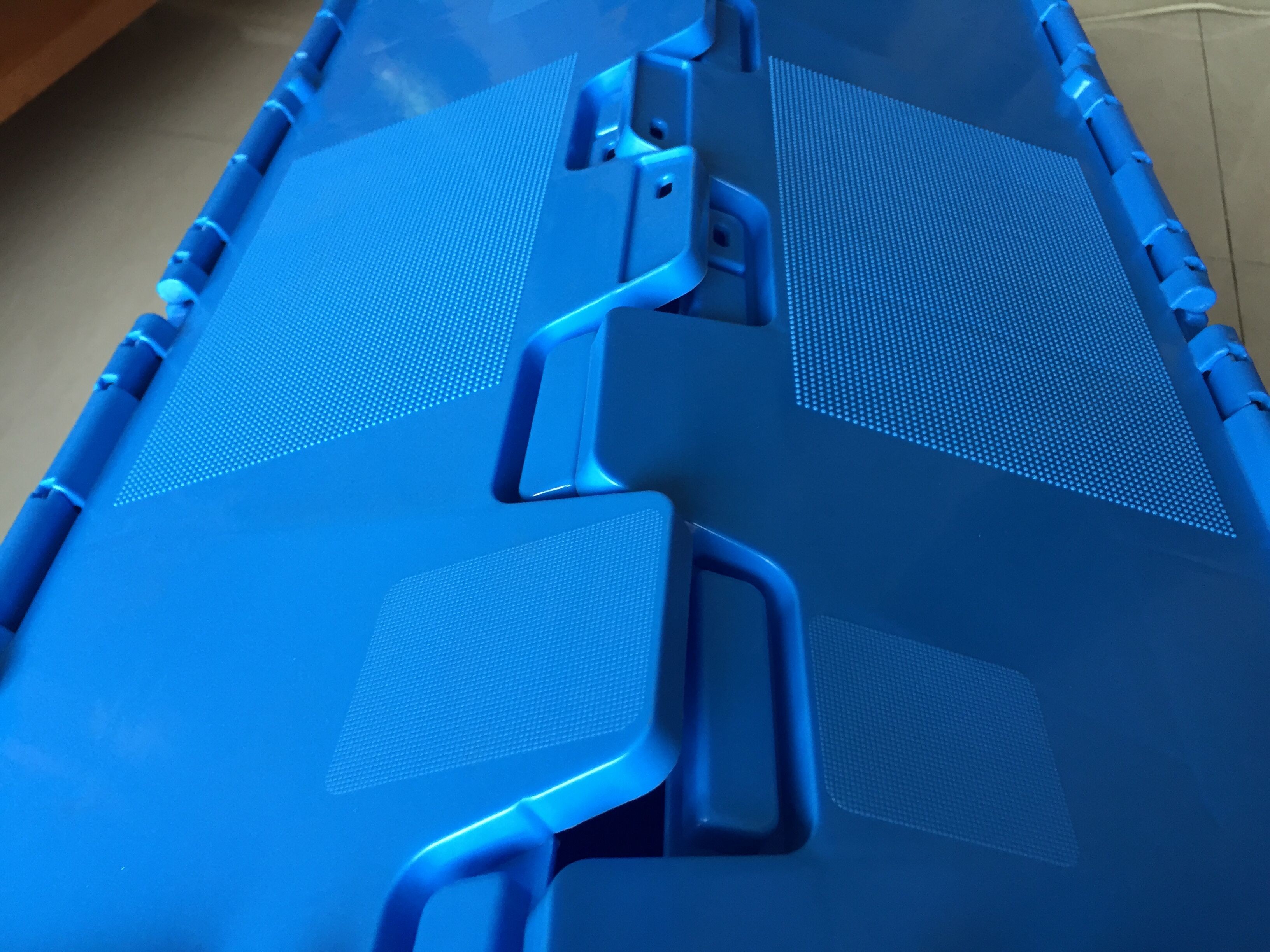 Blue Grey Green 60L Plastic Storage Container With Lid