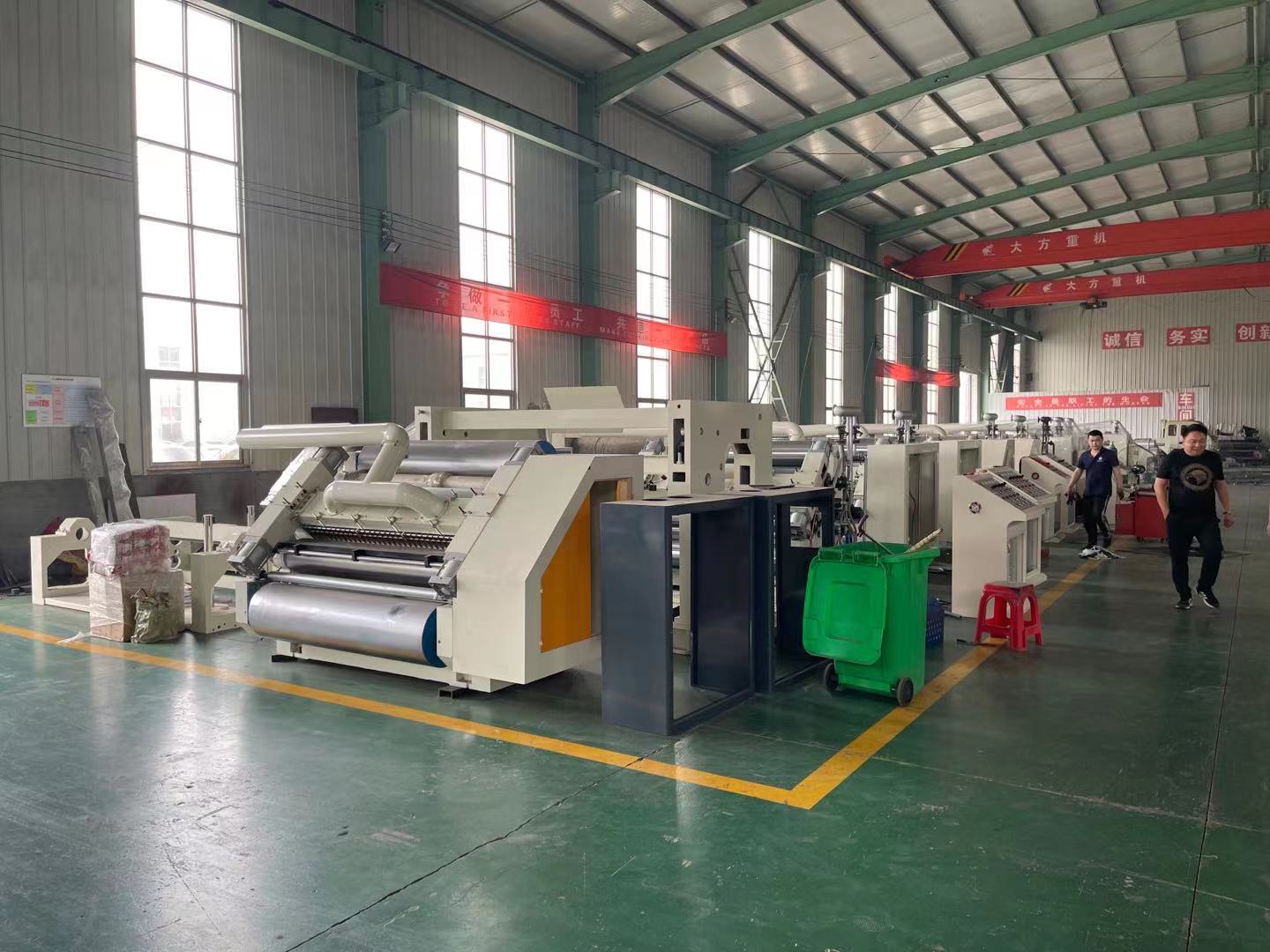 380 V Single Facer Machine for Cardboard Sheets Making in Plastic Packaging Material