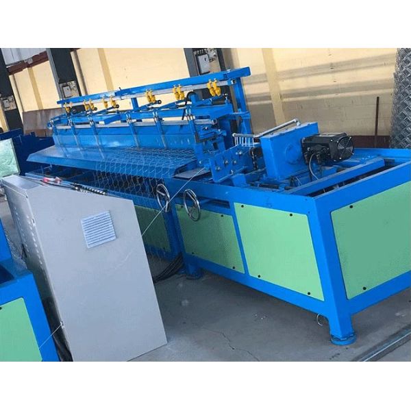 China Low Noise Fully - Automatic Chain Link Machine For 1.8-4mm Wire Diameter on sale China Low Noise Fully - Automatic Chain Link Machine For 1.8-4mm Wire Diameter on sale