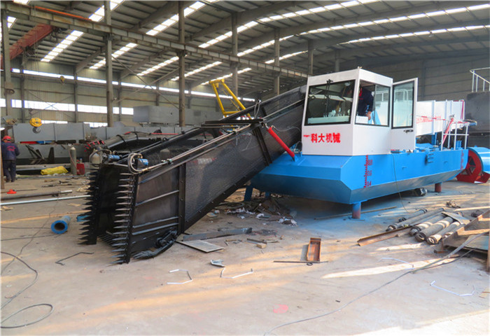 Hydraulic River 4000M/H Trash Skimmer Machines With Storage Bin