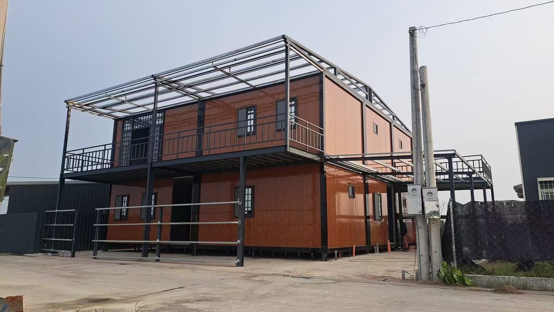 Office And Residential Prefabricated Container House Soundproof Modular Home Container
