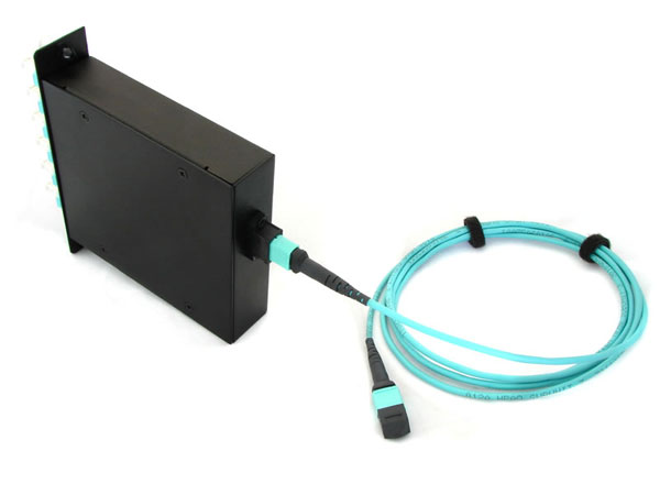 High Density Fiber Optic FTTH MPO MTP Modular Cassette Box for Network Optimization