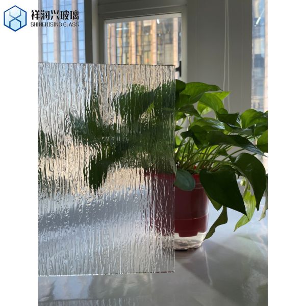 Structurally Solid Clear and Tinted Patterned/Figured/Rolled Glass with ISO Certificate