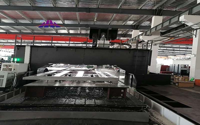 1600mm Width 4um Meltblown Nonwoven Fabric Machine Meltblown Machinery