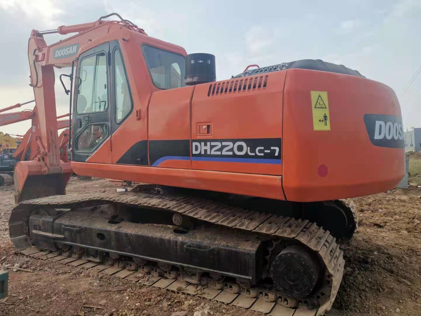 Second Hand Doosan DH220-7 Excavator Breaking Hammer