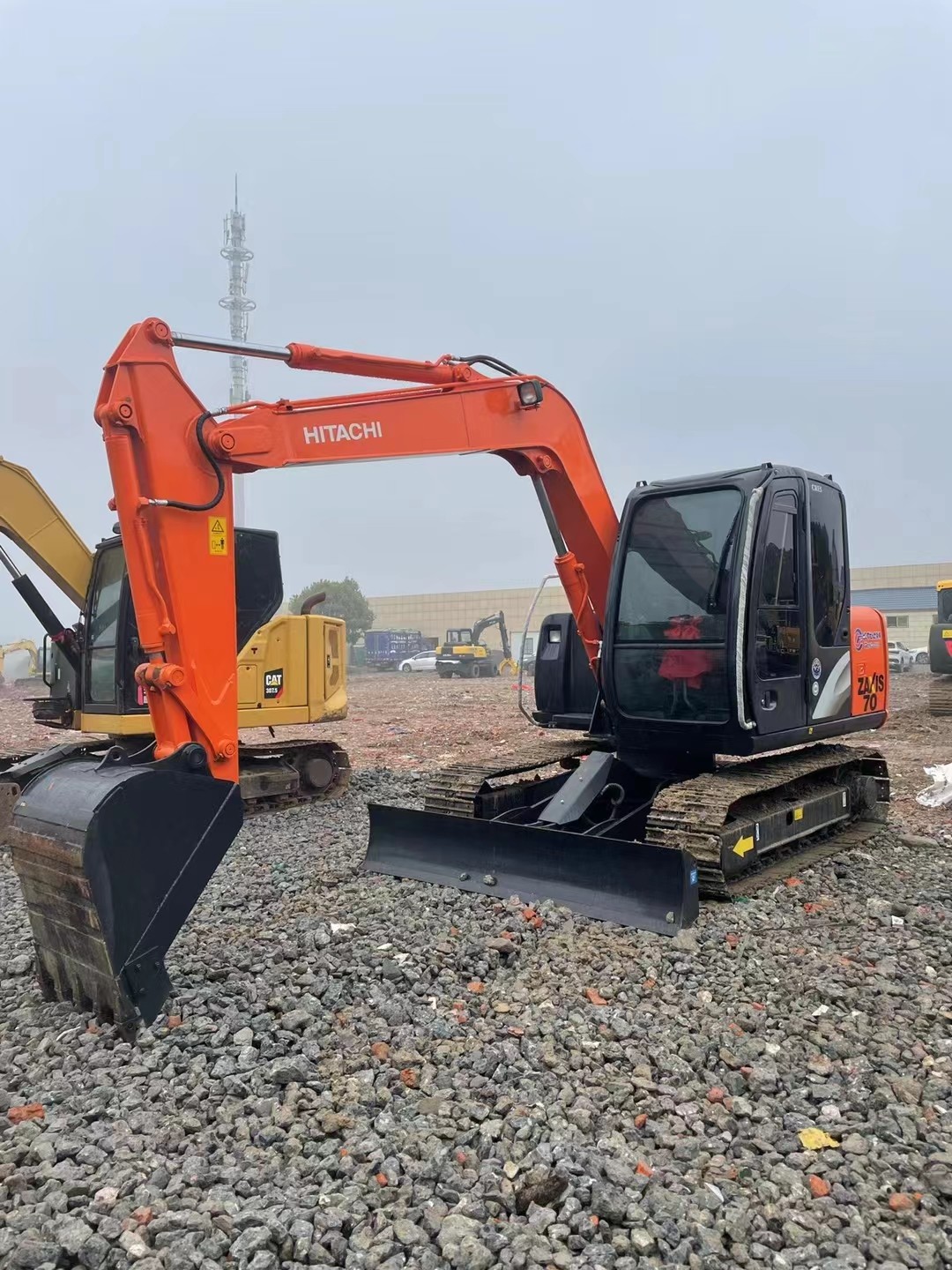 ZX70 Used Hitachi Excavator Crawler Excavator Equipped With Isuzu Engine