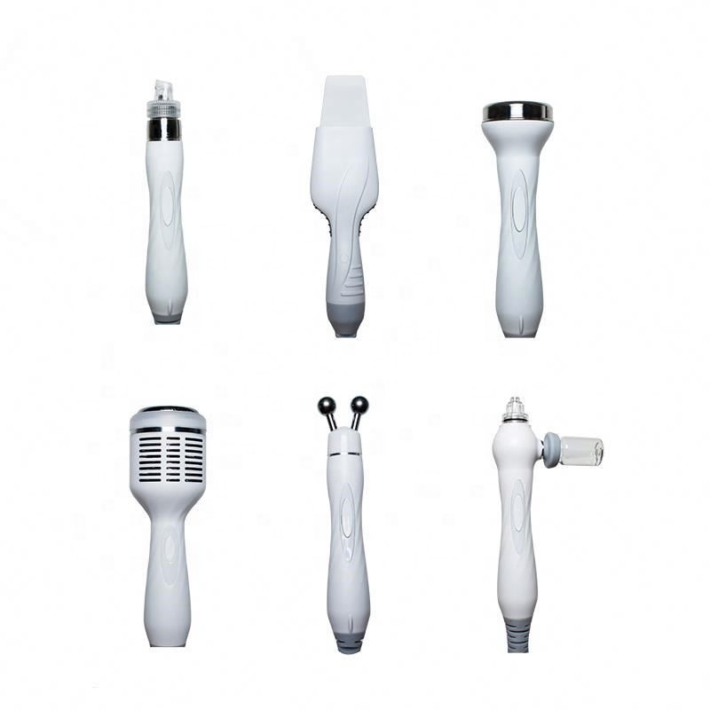 Woman Deep Cleansing Hydra Beauty Facial Machine 110V - 240V 700mmHg