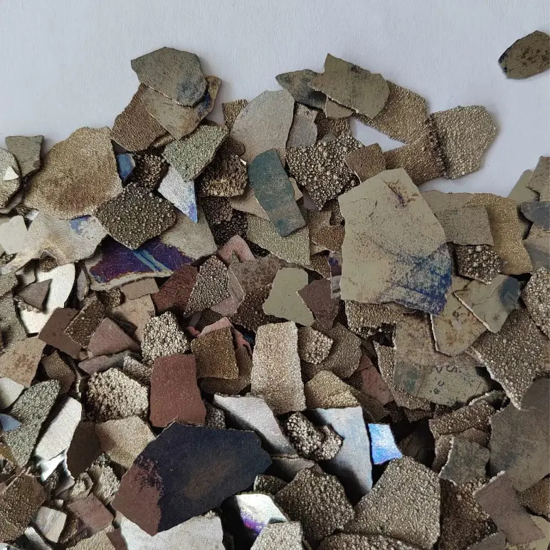 10- 50mm Mn Manganese Flakes 99.5% Light Yellow For Steelmaking Essential Raw Materials