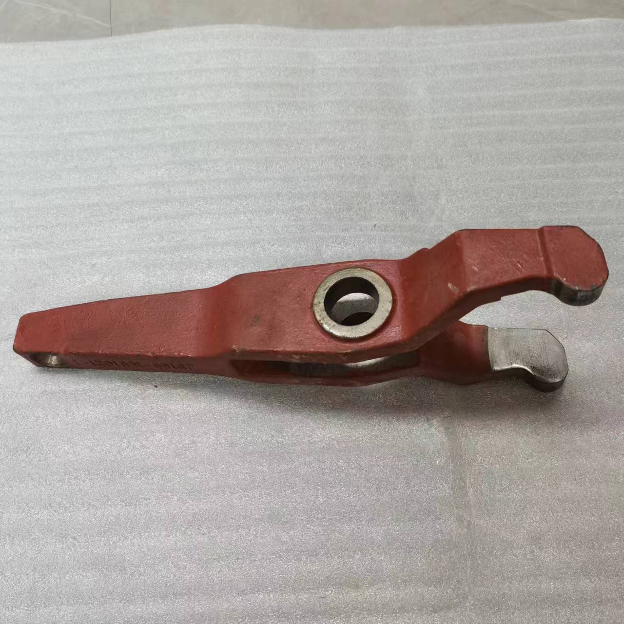 2.1KG Clutch Release Fork JS180-1601021-1 for Sachmann X3000 Truck Gearbox Heavy Duty