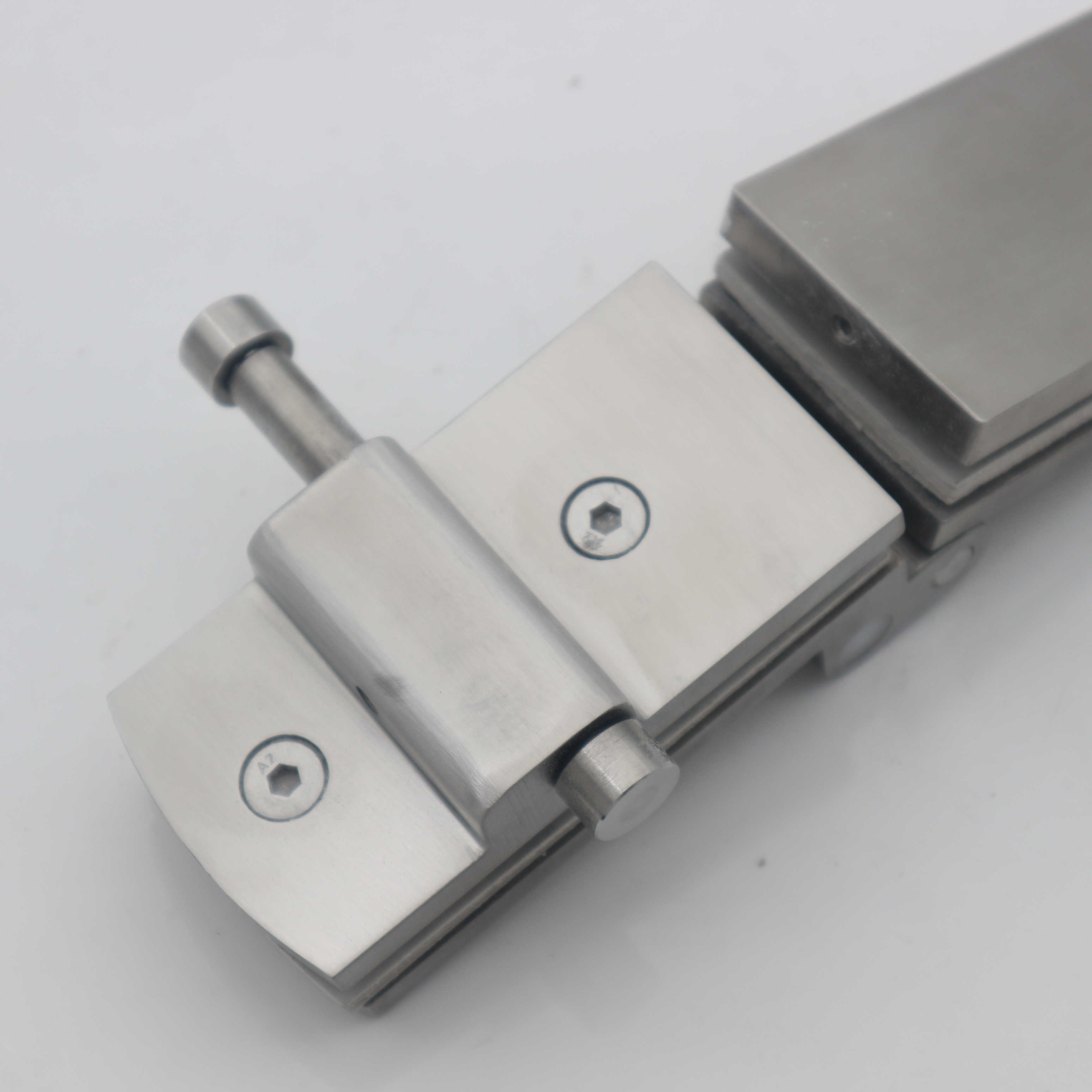 Zinc Alloy Glass Hardware Sliding Folding Frameless Glazing Systems Interior Bifold Door