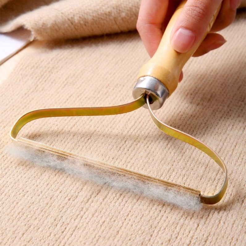 Fluff Fabric Carpet Lint Scraper Woolen Clothes Cat Hair Scraper