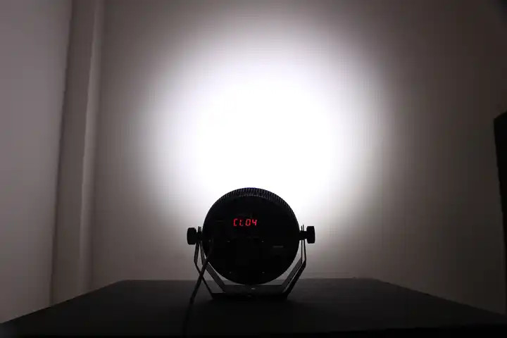 IP65 Super Quiet 12pcs 18W RGBW Spotlight Outdoor 6-In-1 UV Waterproof 12*18W RGBWA+UV LED Par Light