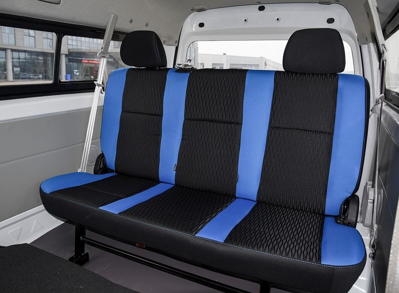 Square Shape Adopted Jinbei Family style New Electric Van Hiace EV With 220N.m And 300km NEDC With Top Speed At 80km/h