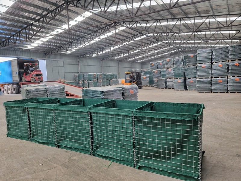 3x3 Inches Hesco Welded Square Military Barrier Green Color Geotextile