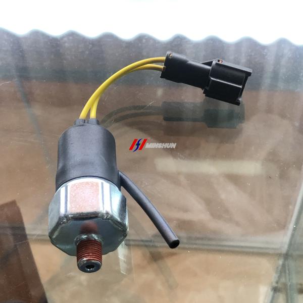 Quality High-Precision Oil Pressure Switch 1-87618493-0 For Diesel Engines for sale